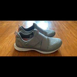 Tiem cycling shoes